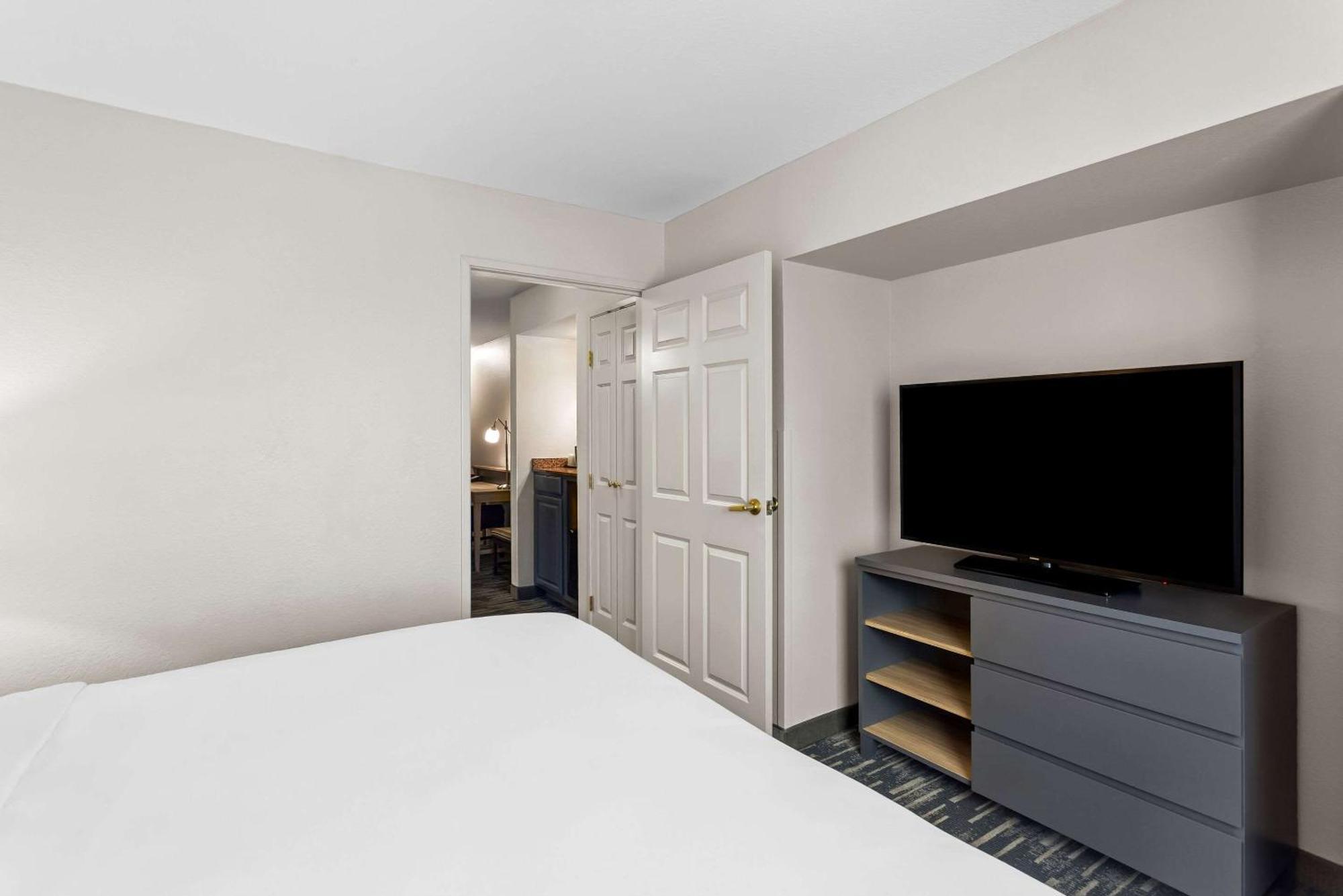 Country Inn & Suites By Radisson, Portage, In Eksteriør bilde